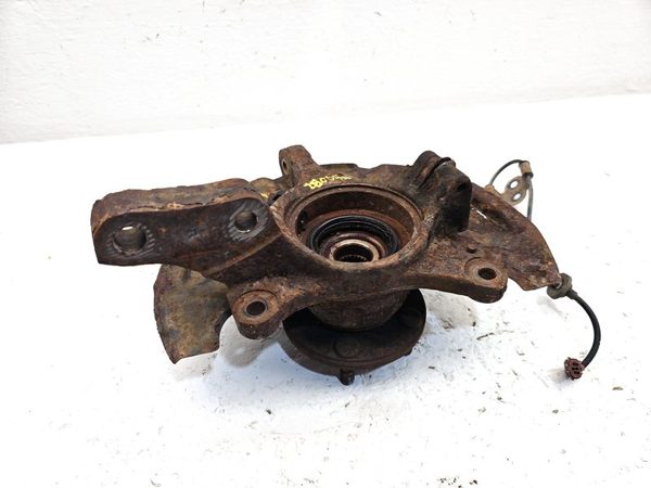 2003-2004 Subaru Legacy Driver Left Front Spindle Knuckle With Wheel Hub Oem — photo 6