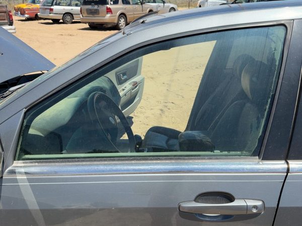 2004-2009 Cadillac Srx Driver Left Front Side Window Door Glass Oem 15833811 — photo 1