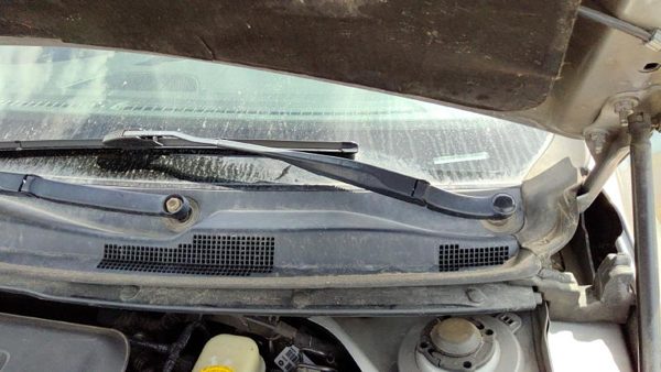 2015 Chrysler 200 Driver Left Windshield Wiper Arm Oem Blade Lever 68241707Aa — photo 2