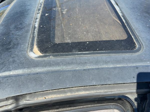 1995-1996 Nissan Maxima Sun Roof Glass Oem Top Window 4-Door Sedan 9121040U10 — photo 1
