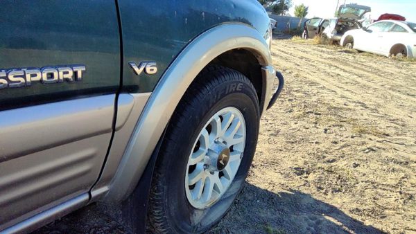 2000-2002 Honda Passport Passenger Right Front Wheel Flare Moulding Oem Fender — photo 4