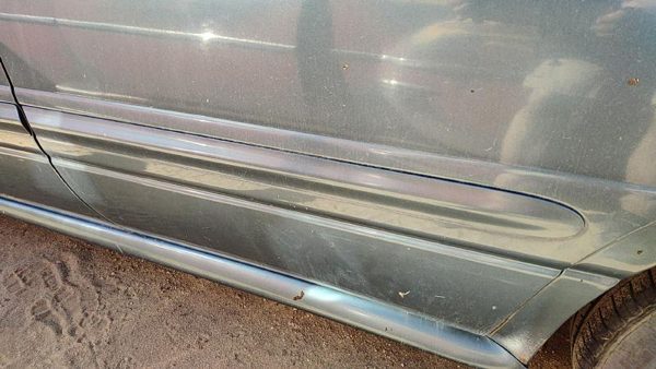 00-04 Lesabre Buick Lesabre Driver Left Rear Moulding Door Back Trim Strip Blue — photo 1