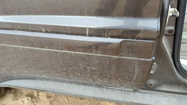 05-09 Equinox Passenger Right Rear Moulding From Door Back Trim Granite Gray 44U — photo 3