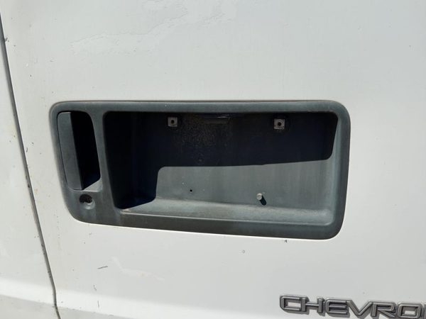 96-02 Chevy Express 2500 License Plate Trim Surround Panel Oem Tail Trunk Finish — photo 3