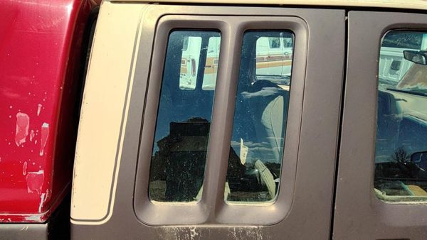 1988 Ford F150 Quarter Panel Moulding RH Brown — photo 2