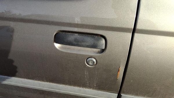 2000-2004 Nissan Xterra Driver Left Front Outside Door Handle Oem 806073S500 — photo 2