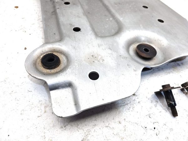 1999 Chevy Silverado 1500 Transfer Case Skid Plate 4X4 Oem With Bolts 15152822 — photo 3