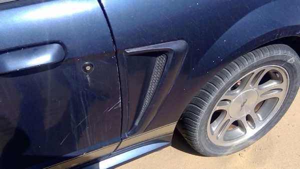2003 Ford Mustang LH Driver Left Quarter Panel Moulding Side Scoop OEM Blue L2 — photo 3
