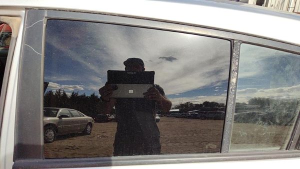 2007-2011 Nissan Versa Driver Left Rear Side Window Door Glass Oem Back — photo 2
