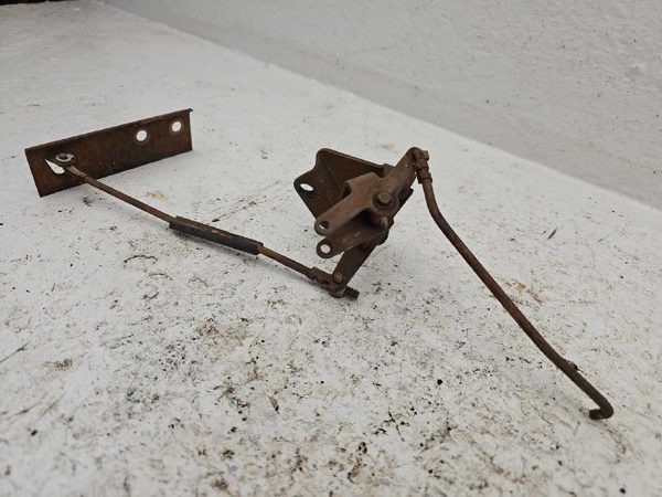 1968 Ford F250 Throttle Linkage Gas Pedal Rods Bellcrank Oem — photo 2