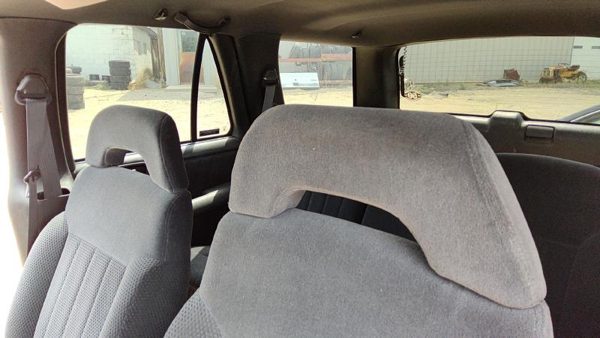 1995-1997 S10 Blazer Pair Of Headrests Oem Left Right Set Front Seat Gray — photo 1