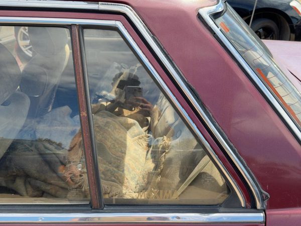 85-88 Nissan Maxima Driver Left Rear Vent Window Back Door Glass With Frame Oem — photo 4