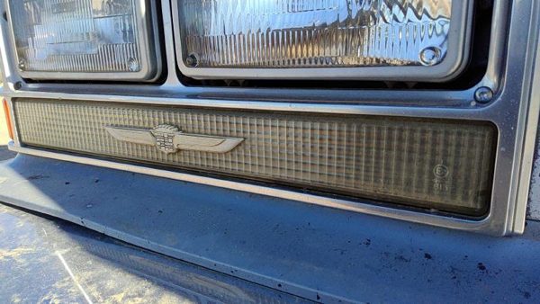 1980-84 Deville Sedan Passenger Right Front Turn Signal Light Lamp Lower Mounted — photo 4
