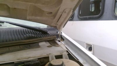 2002 Ford E-350 Super Duty Hood Hinge Van E450 RH