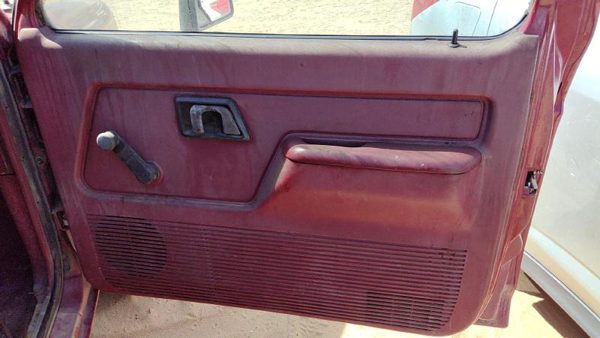 1989-1990 Ford Bronco 2 Passenger Right Front Door Trim Panel Red — photo 1