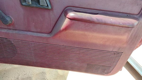 1989-1990 Ford Bronco 2 Passenger Right Front Door Trim Panel Red — photo 7