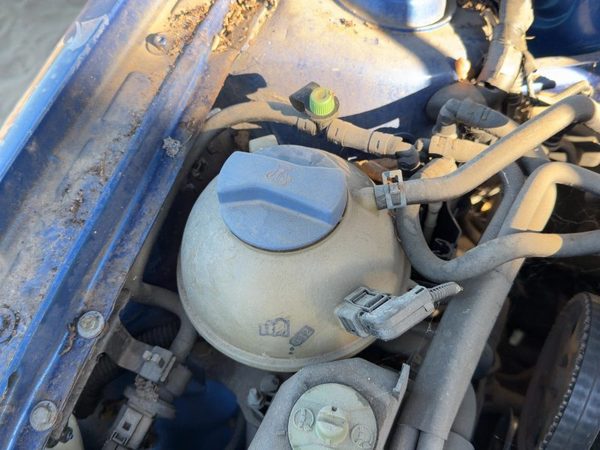 2000-2011 Vw Jetta Coolant Reservoir Radiator Overflow Tank Bottle Oem 2.0L — photo 3