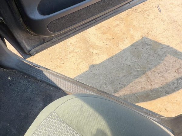 02-05 Dodge Ram 1500 Passenger Right Lower Kick Trim Panel Oem Dark Gray V9Dv — photo 4