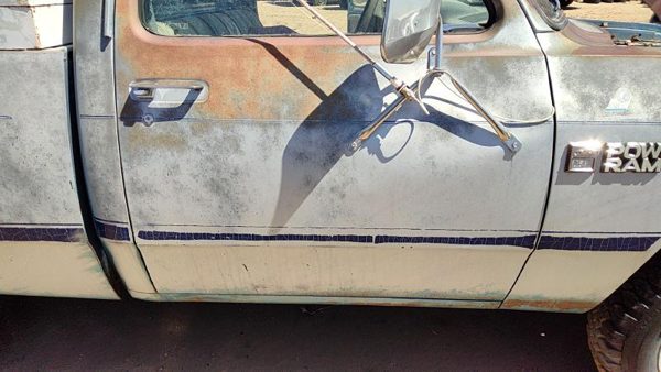 1986 Dodge Ram Front Door RH Blue — photo 2