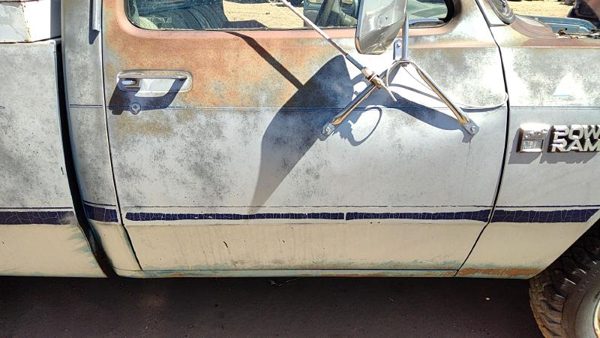 1986 Dodge Ram Front Door RH Blue — photo 1