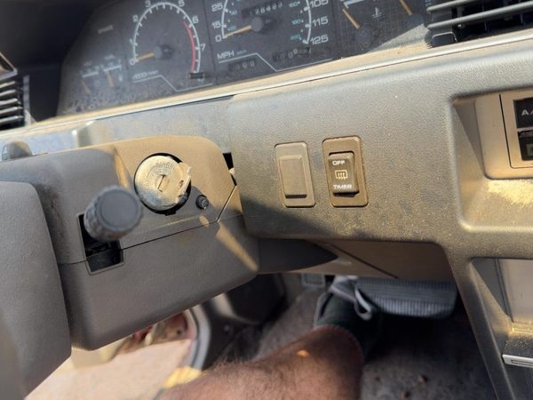 1987-1988 Nissan Maxima Steering Column Assembly Oem Floor Shift Gray 4880542E01 — photo 3