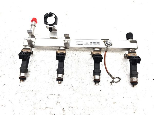 11-16 Chevy Cruze Complete Fuel Rail With Injectors Set Loaded 1.4L — photo 1