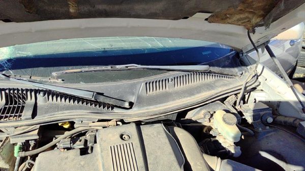 1998-2011 Lincoln Town Car Windshield Wiper Cowl Vent Trim Panel Oem Cover — photo 6