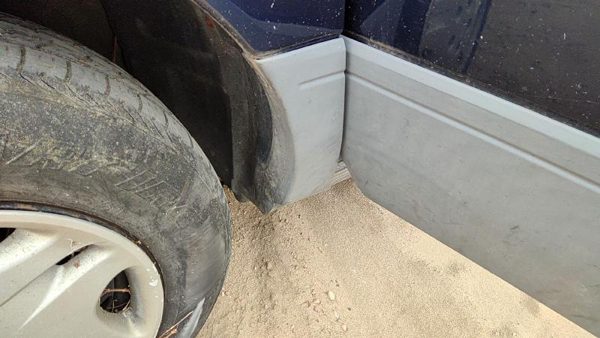 1998-2003 Toyota Sienna Driver Left Lower Moulding From Fender Oem Trim Strip — photo 3