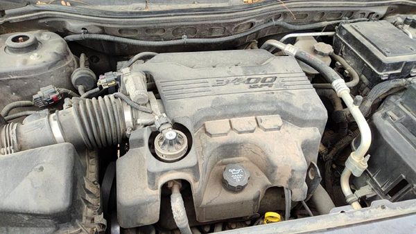 06-09 Chevy Equinox Engine Cover Top Plastic Shield Oem 3.4L — photo 2