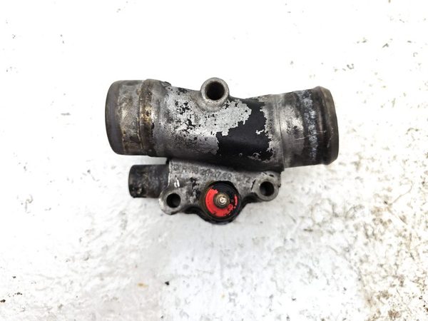 1980 Mercedes-Benz 450SL Misc. Engine Part Thermostat Housing R1162011730 — photo 2