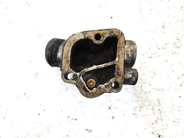 1980 Mercedes-Benz 450SL Misc. Engine Part Thermostat Housing R1162011730 — photo 7