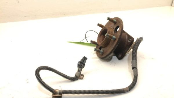 1997-2005 Chevy Venture Rear Spindle Stub Wheel Hub With Speed Sensor Wire Oem — photo 9
