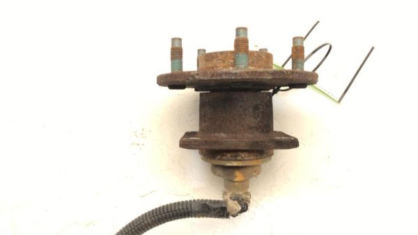 1997-2005 Chevy Venture Rear Spindle Stub Wheel Hub With Speed Sensor Wire Oem — photo 10