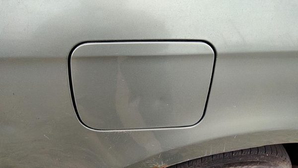 2000-2004 Legacy Outback Fuel Tank Door With Hinge Gas Lid Oem Filler Green — photo 2