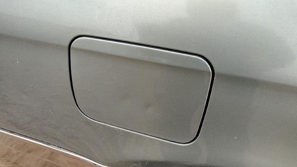 2000-2004 Legacy Outback Fuel Tank Door With Hinge Gas Lid Oem Filler Green — photo 5