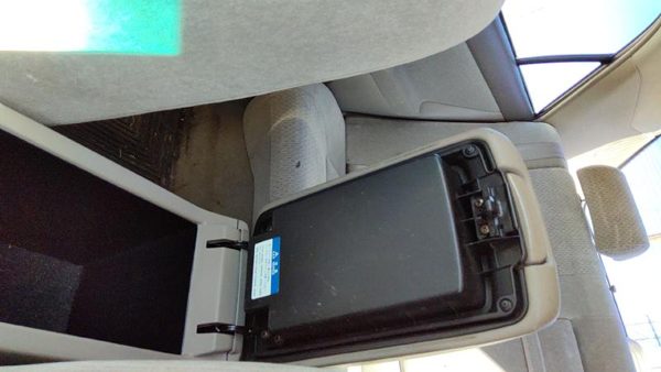 2002-2004 Toyota Camry Center Console Lid Only Oem Arm Rest Fold Down Taupe 43 — photo 4