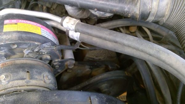 1983 Pontiac Firebird Power Steering Pump With Mount Bracket Oem 2.8l — photo 2