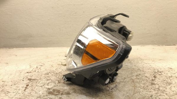 2007-2013 Toyota Tundra Passenger Right Head Light Front Lamp 811100C051 — photo 4