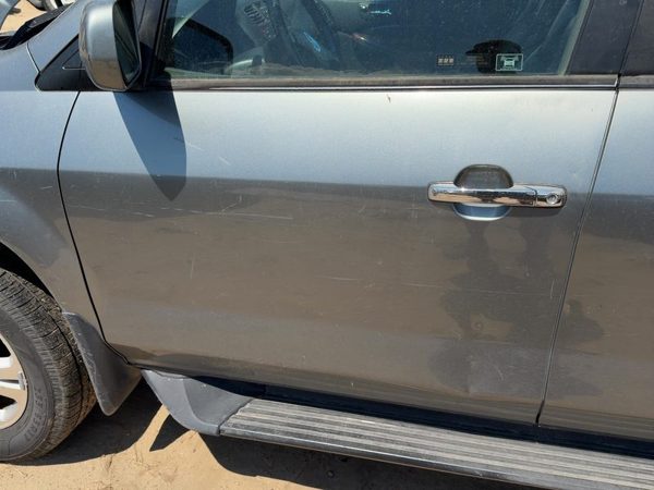 2001 Acura MDX Front Door LH Granite Green G-501M-4 — photo 3