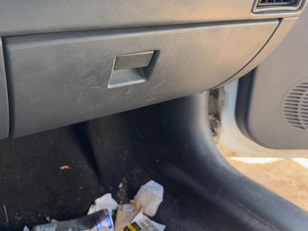 2001 Chevy Cavalier Glove Box Assembly Complete Door With Latch Oem Graphite 12C — photo 3