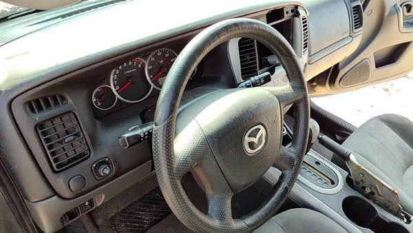 2005 Mazda Tribute Steering Wheel OEM ef9257k0070 — photo 2