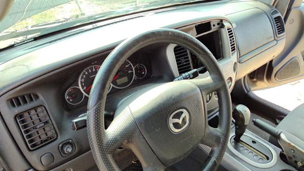2005 Mazda Tribute Steering Wheel OEM ef9257k0070 — photo 5