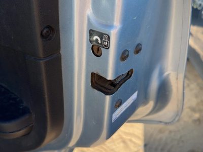 08-11 Mariner Passenger Right Rear Door Latch With Rods/Cables Oem Back Suv