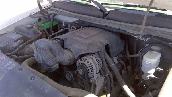 2011 GMC Sierra — vehicle photo 2