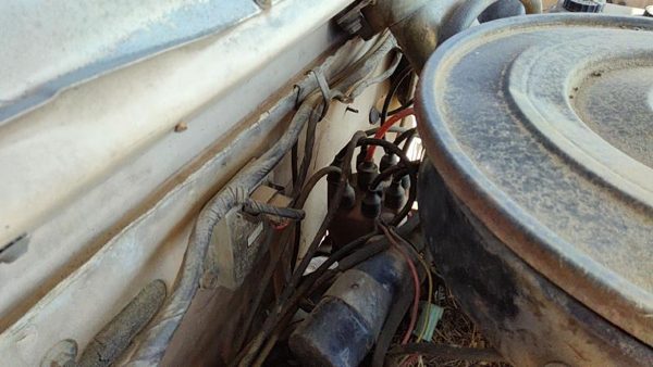 1982-1985 Dodge D350 Ignition Distributor Oem 5.9l 04091662 — photo 2