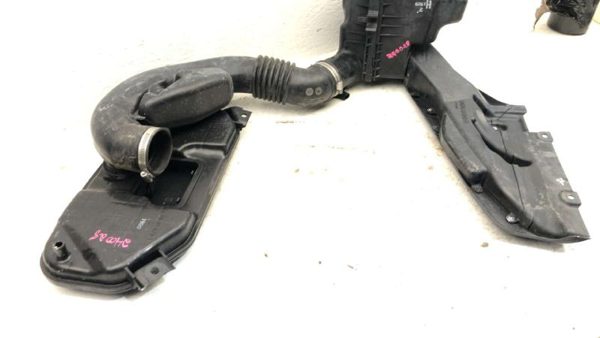 10-12 Legacy Outback Air Cleaner Filter Box Oem Intake Housing With Tube 2.5L — photo 11