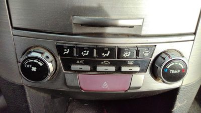 10-14 Legacy Outback Temperature Control Module In Dash Heater Ac Head Unit