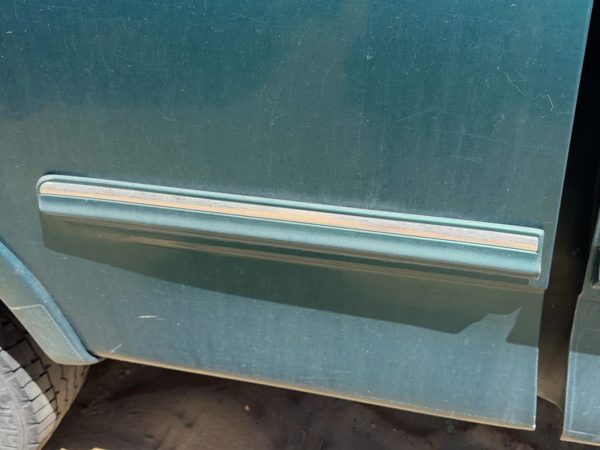 98 Ford F150 Passenger Right Rear Moulding On Quarter Panel Oem Pacific Green Ps — photo 3
