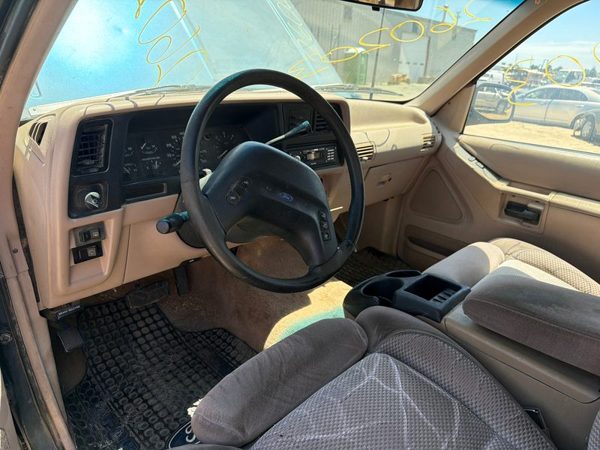 1994 Ford Explorer — vehicle photo 5