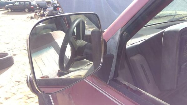 1988 Gmc Sierra 2500 Driver Left Side Mirror Door Mounted Oem 19177488 — photo 8